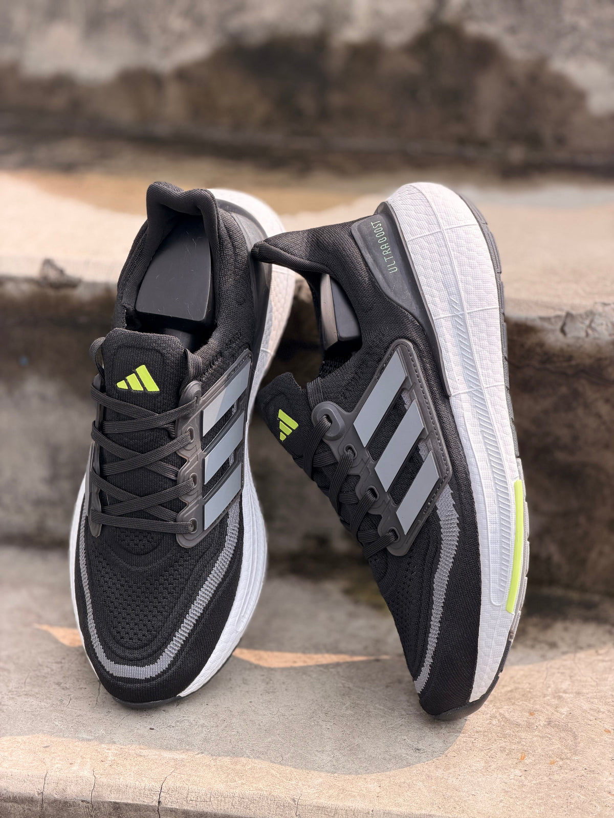 ADIDAS ULTRABOOTS LIGTH