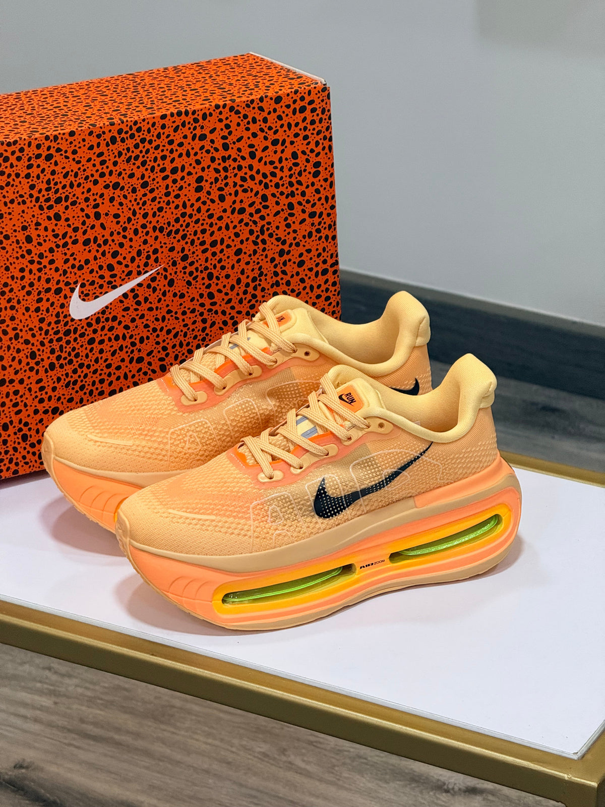 NIKE VOMERO PREMIUM