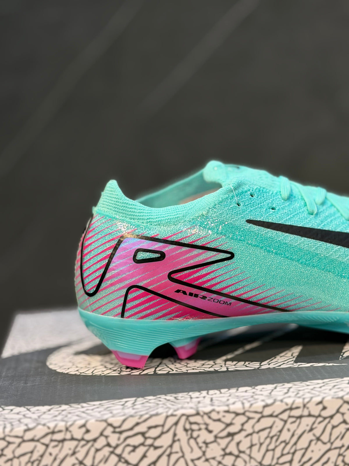 NIKE GUAYO GAMA MEDIA