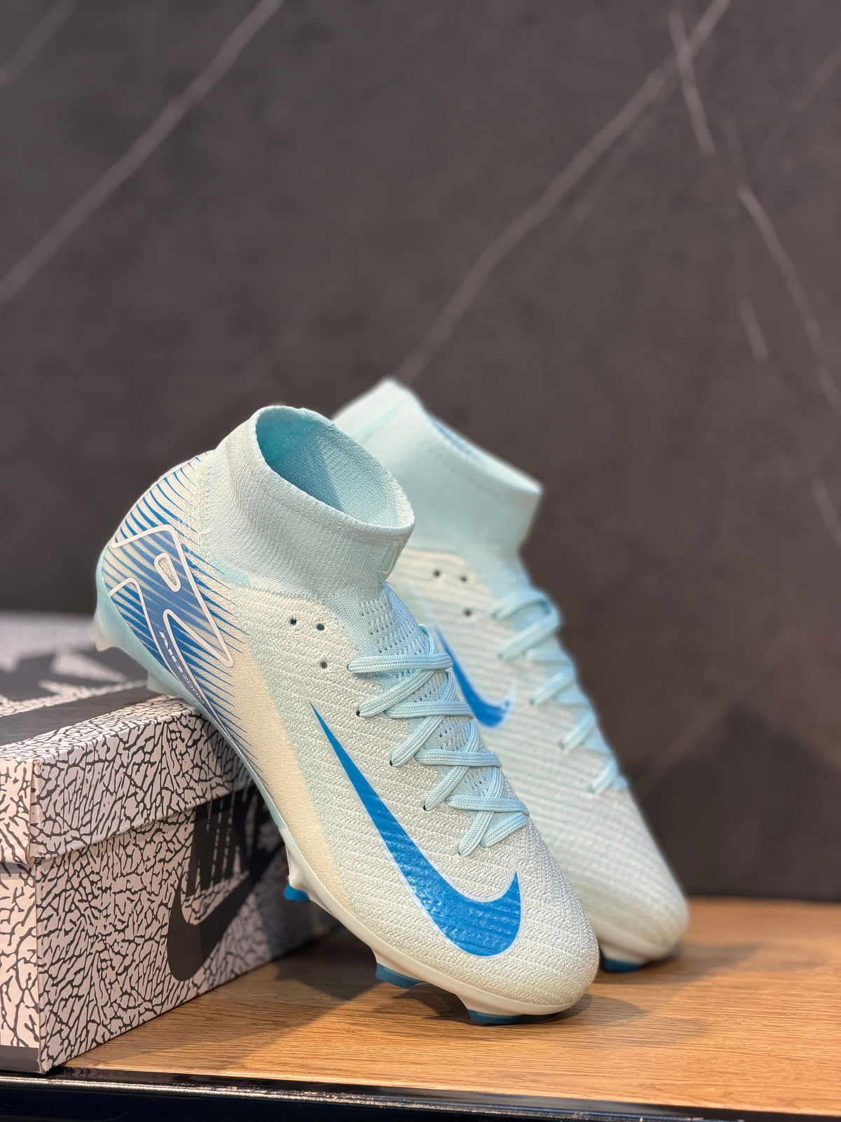 NIKE GUAYO GAMA MEDIA
