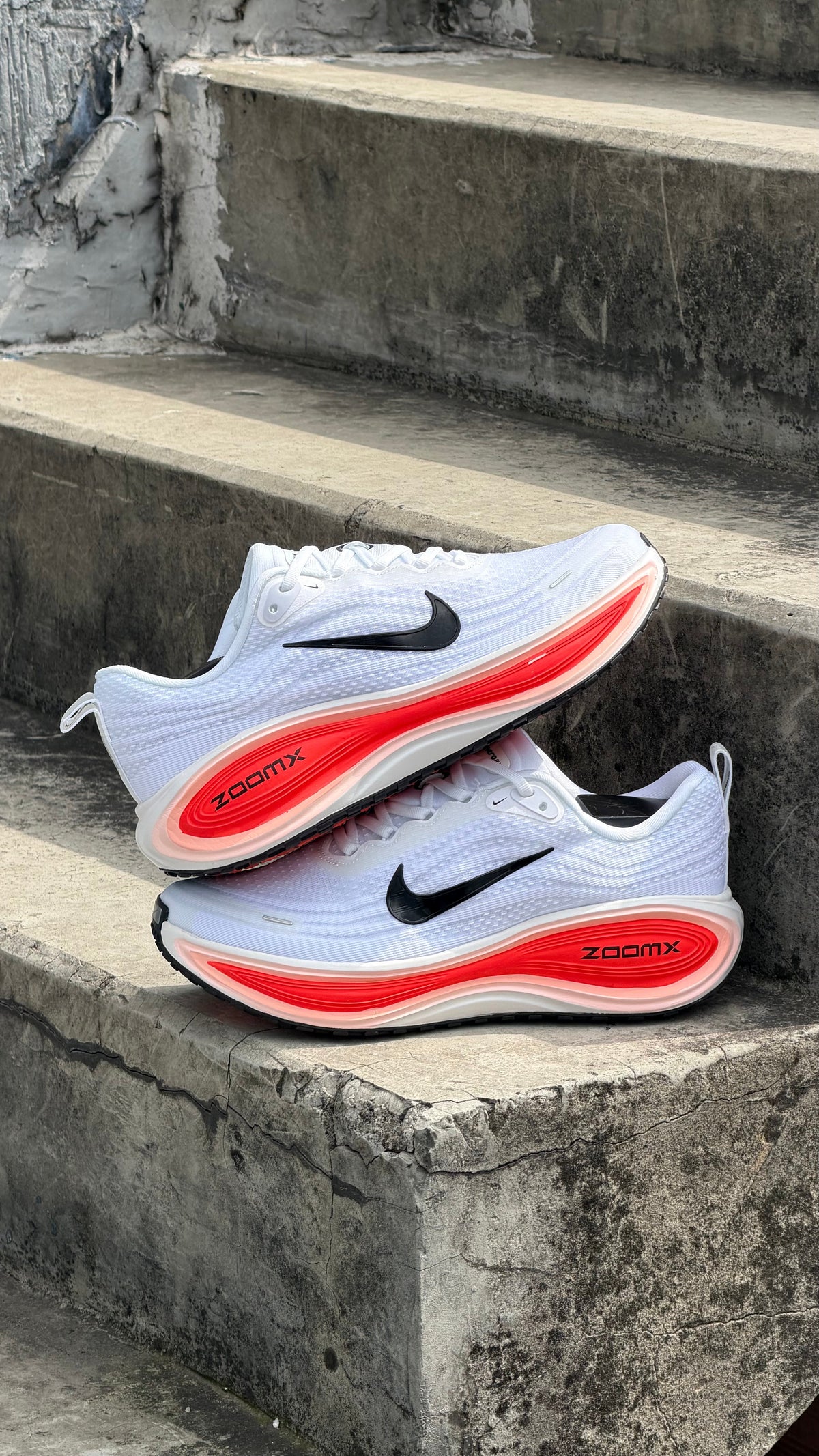 NIKE VOMERO PLUS