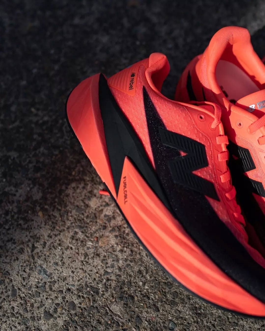 NEW BALANCE REBEL