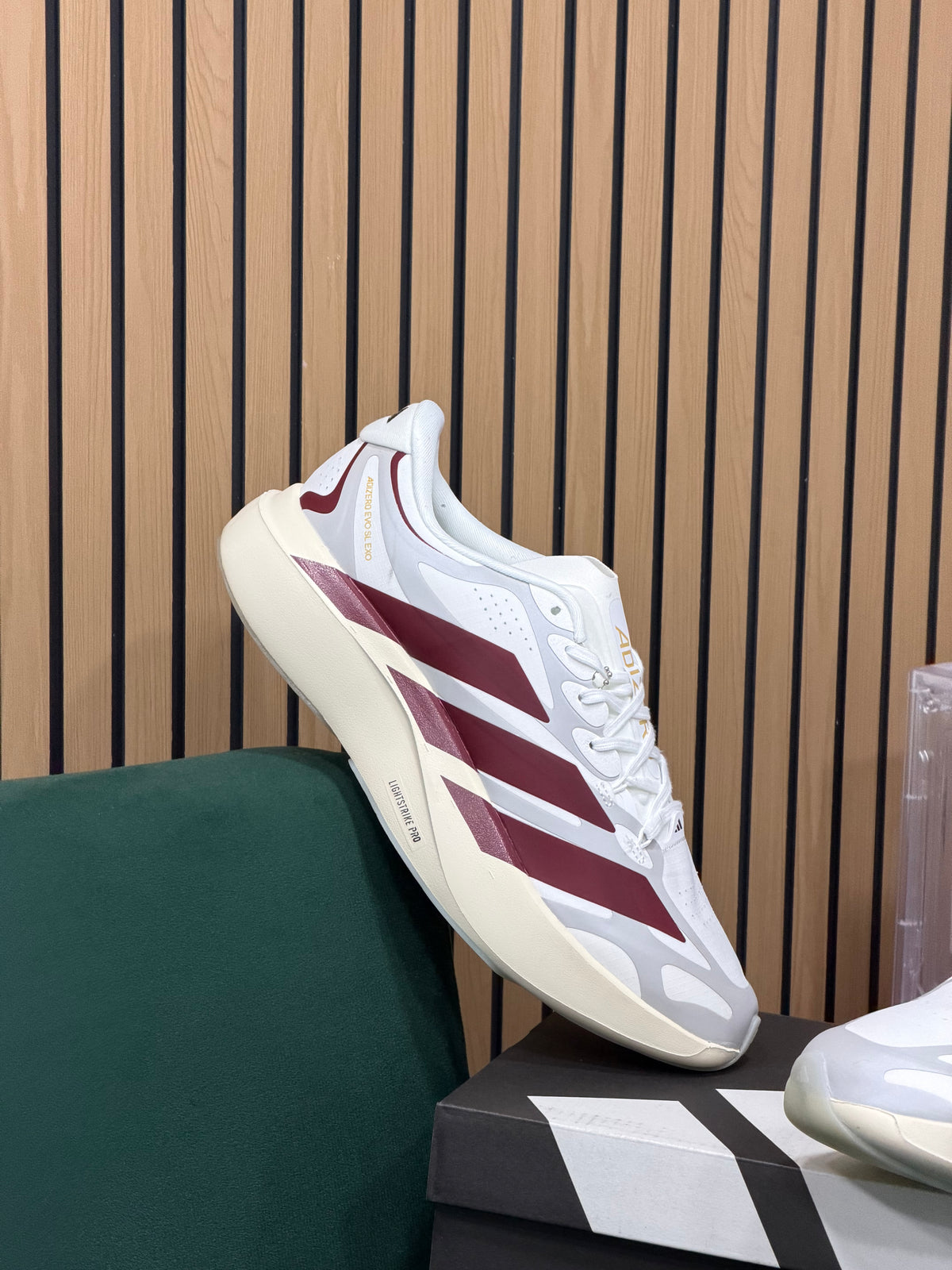 ADIZERO EXO SL