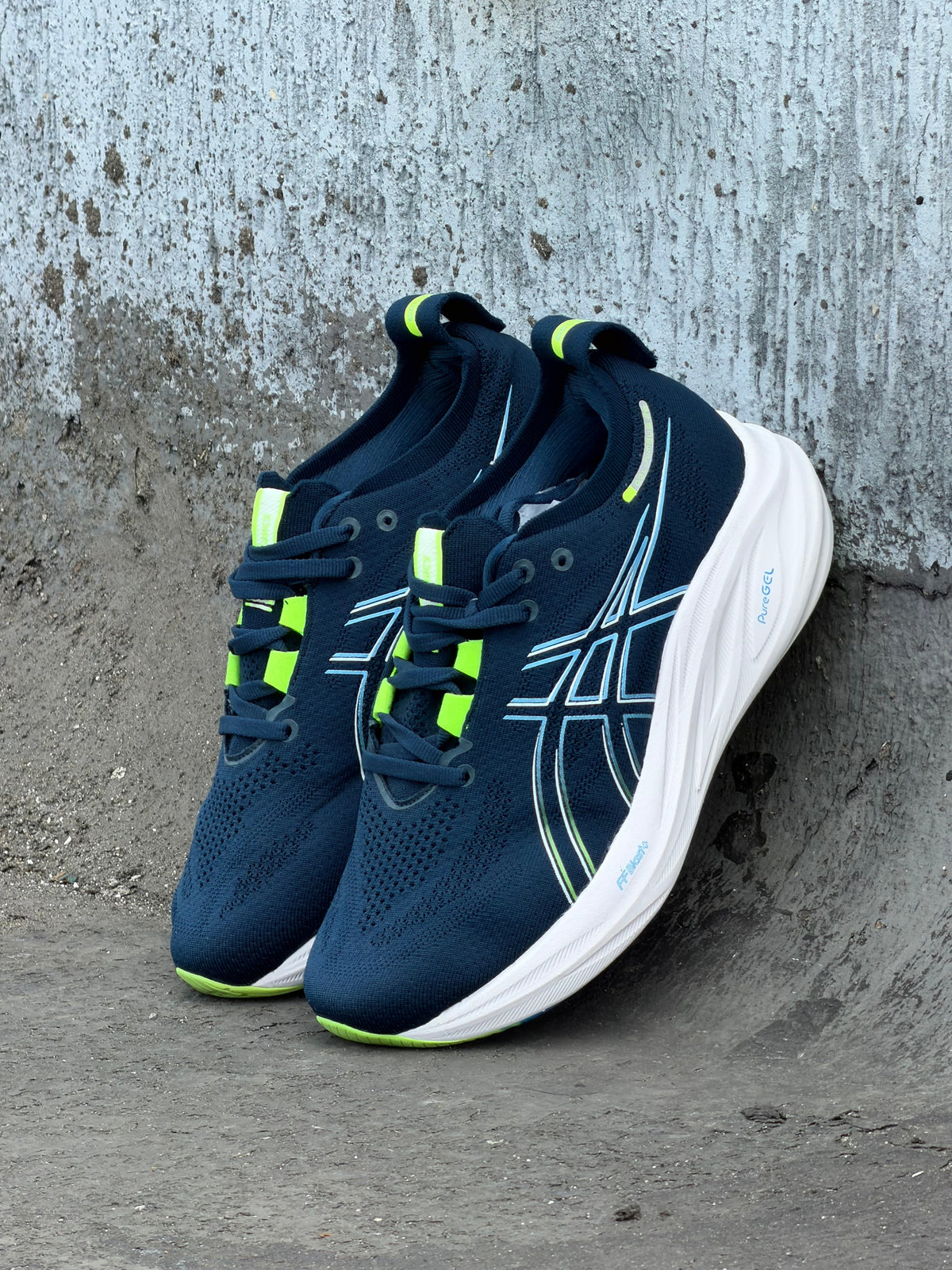 ASICS NIMBUS 26