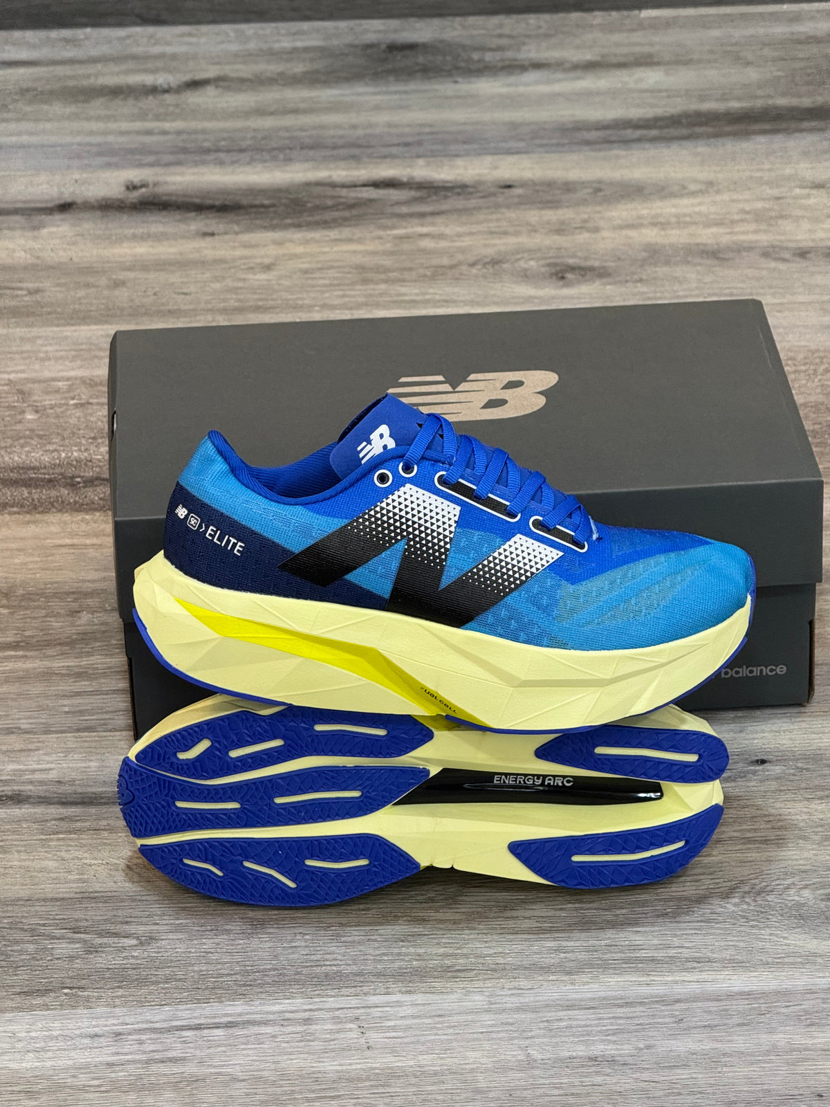 NEWBALANCE ELITE V4