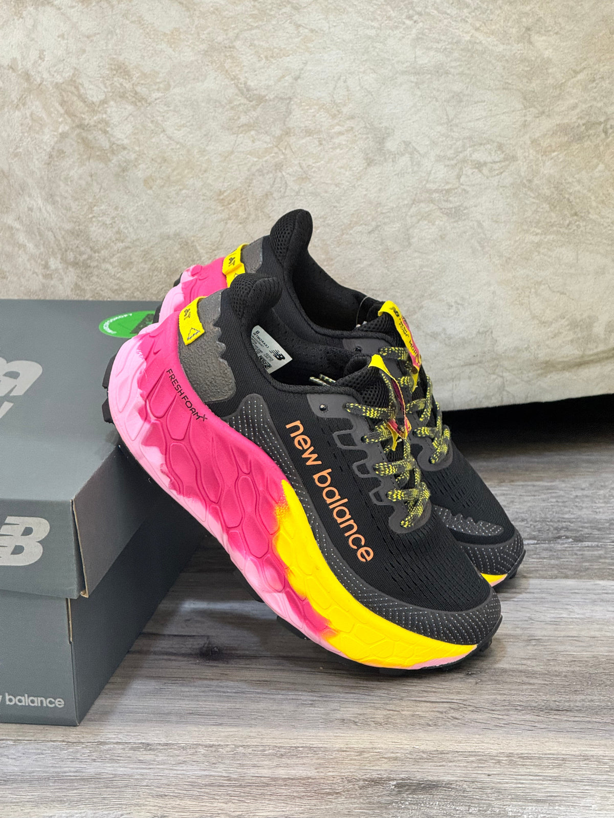 NEWBALANCE MORE TRAIL