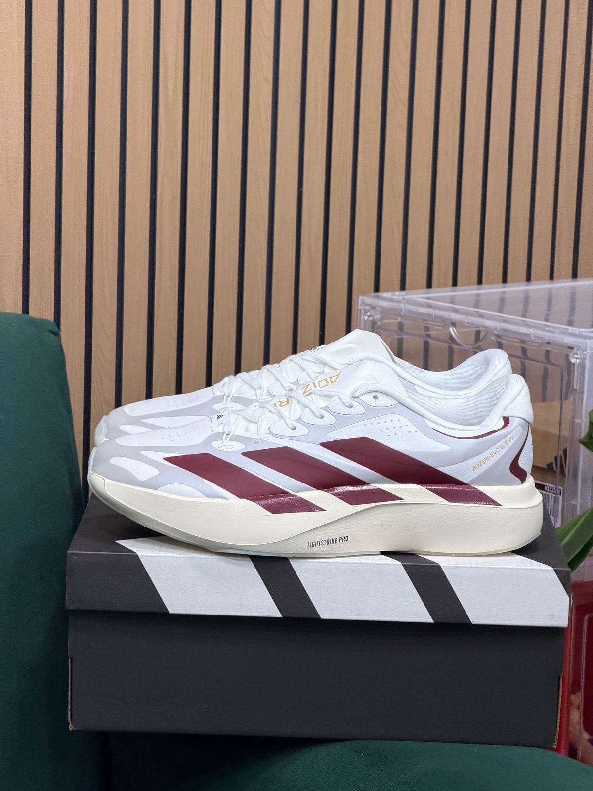 ADIZERO EXO SL