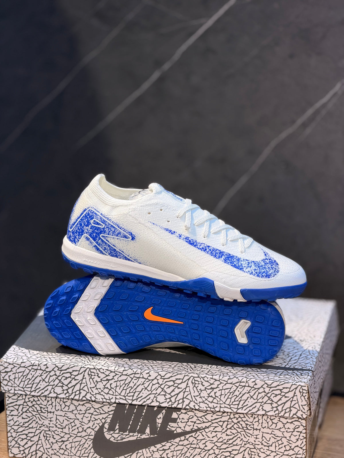NIKE TORRETIN