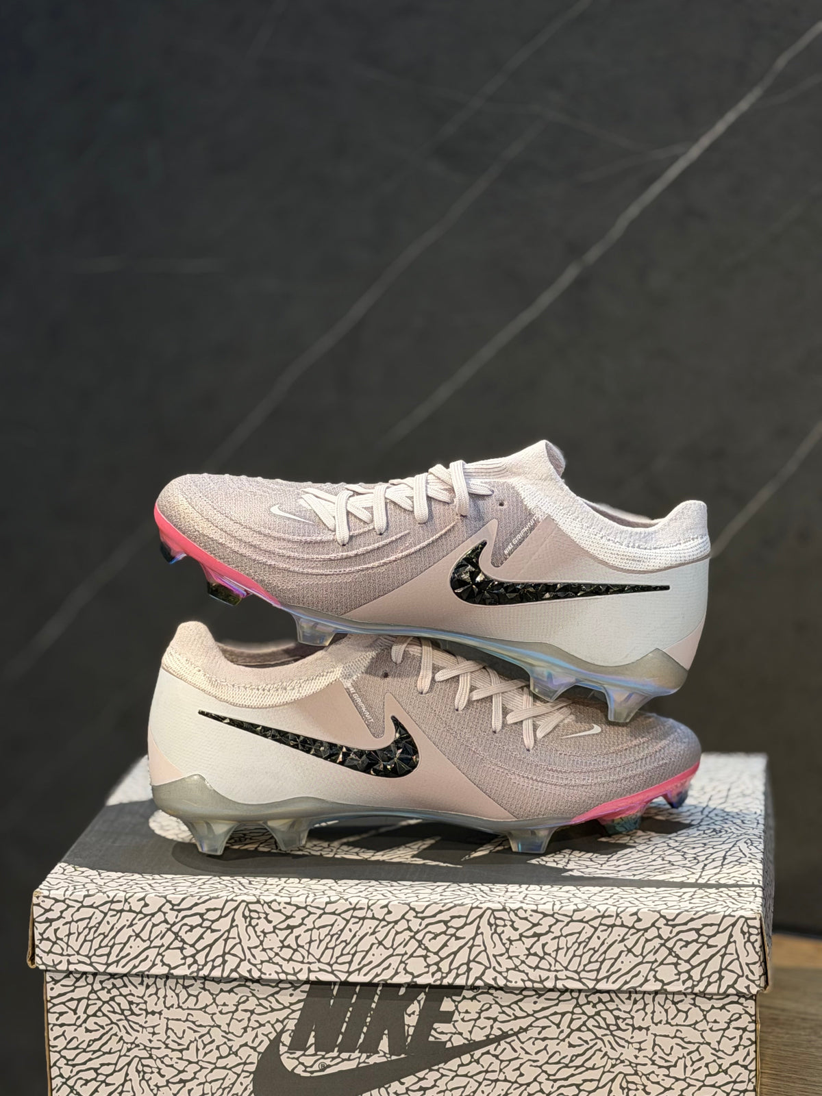 NIKE GUAYO GAMA MEDIA