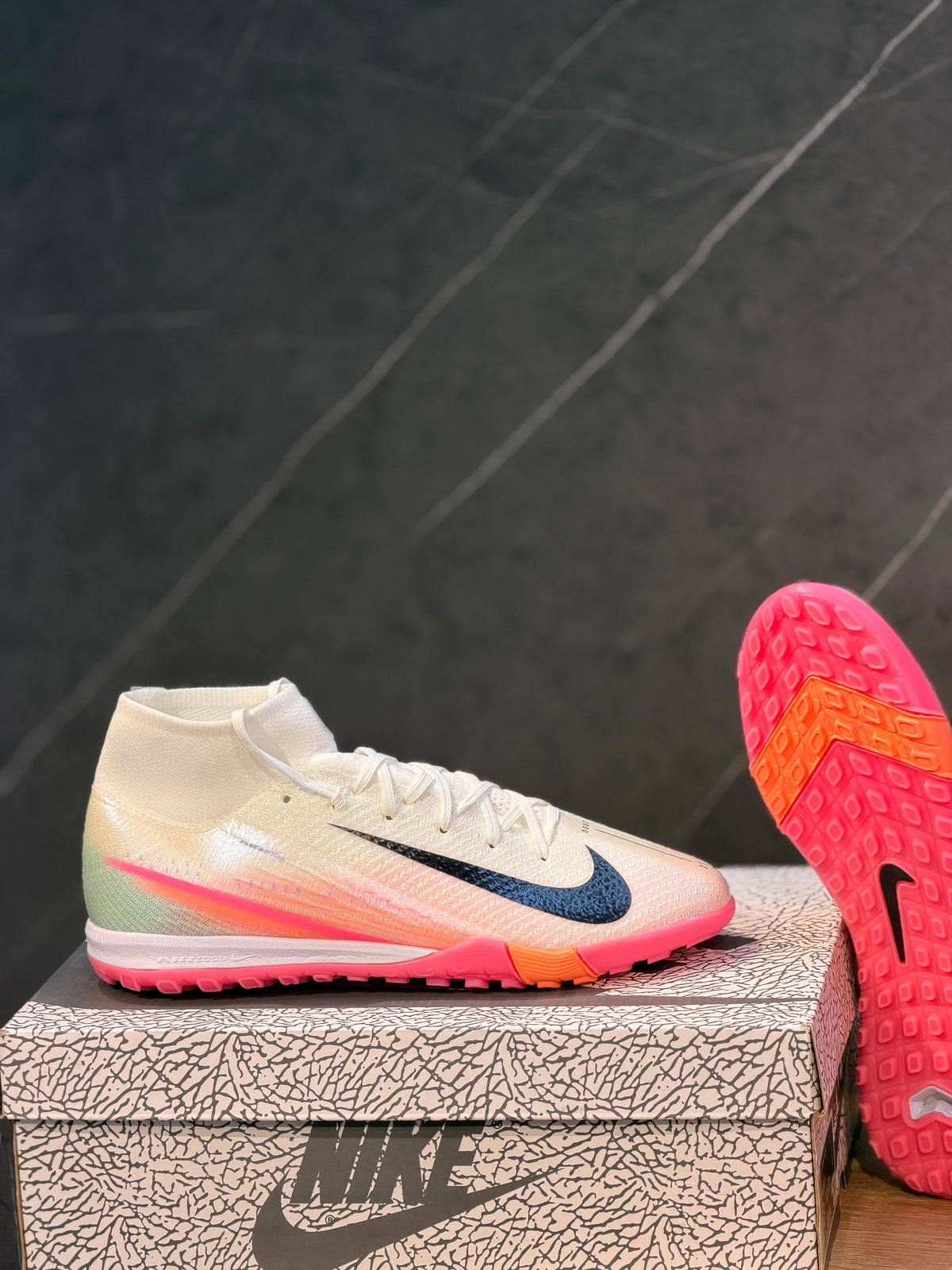 NIKE TORRETIN