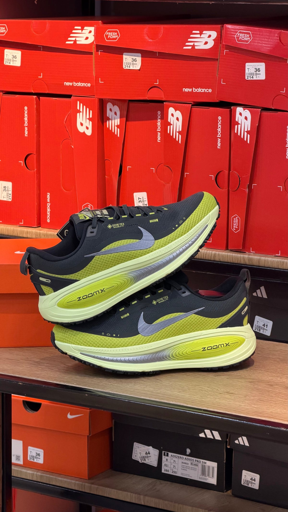 NIKE GORE-TEX 18