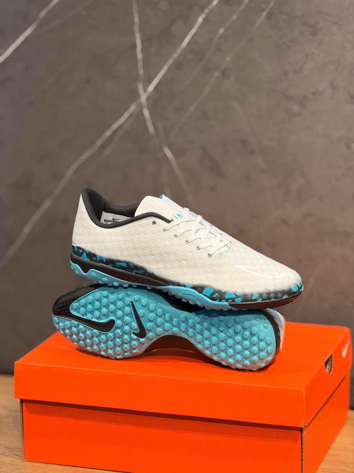 NIKE TORRETIN