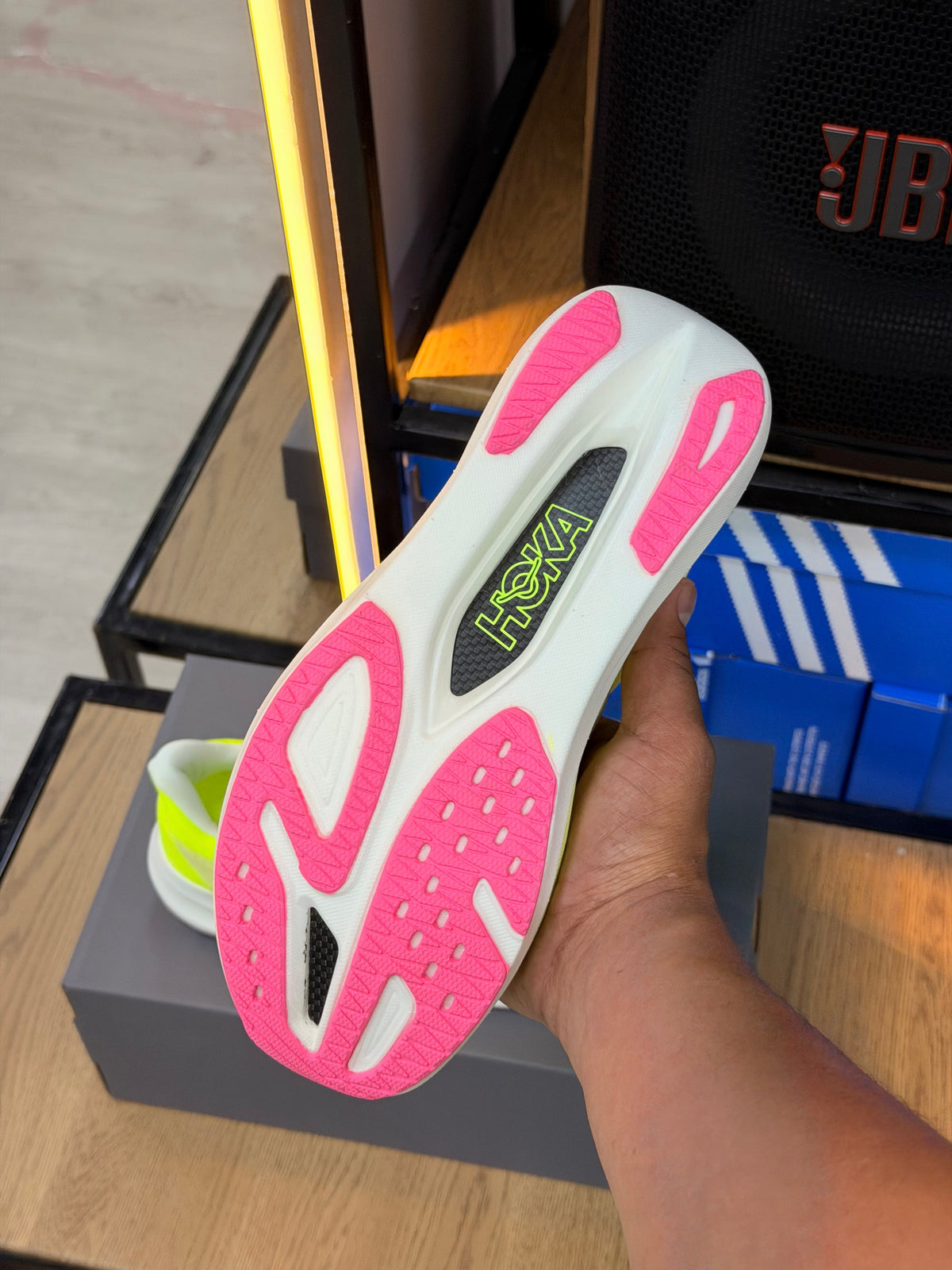 HOKA ROCKET X3