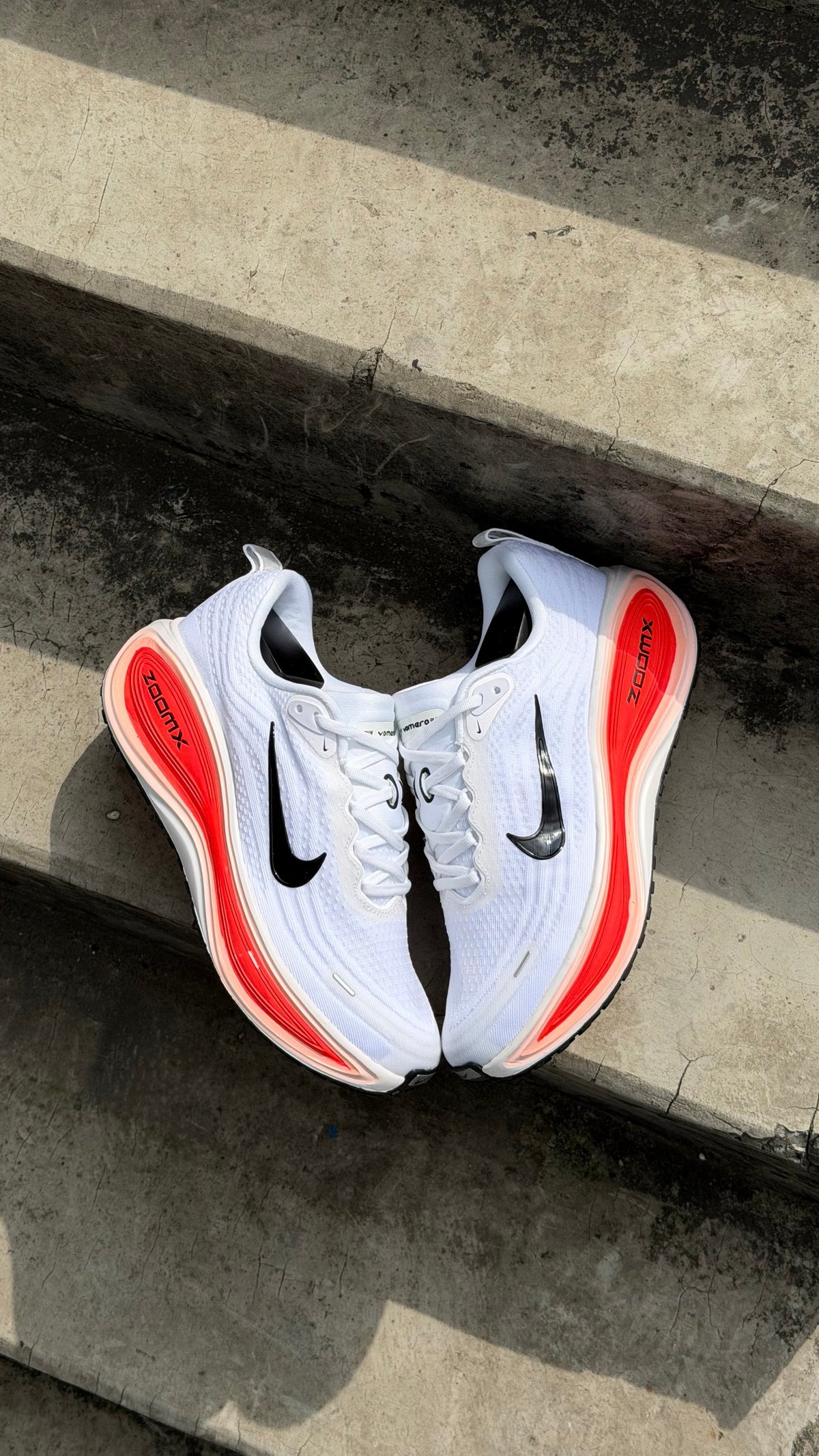 NIKE VOMERO PLUS