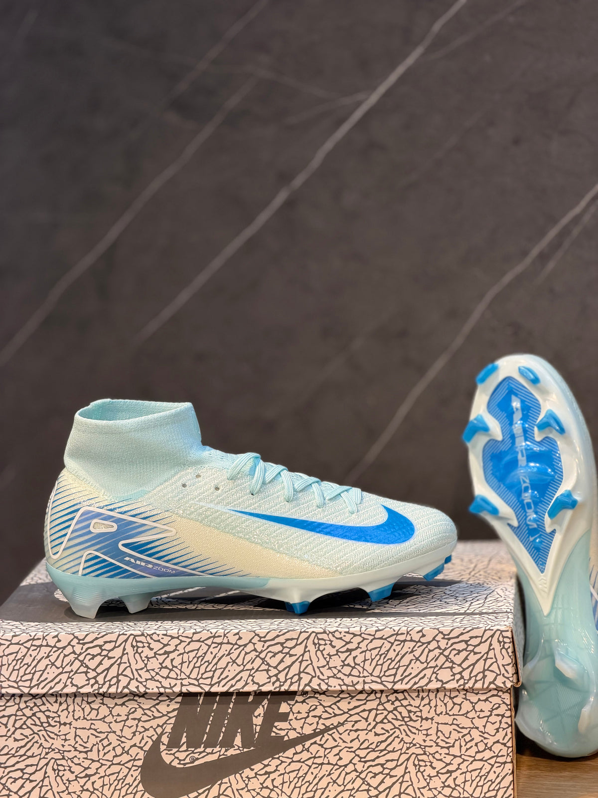 NIKE GUAYO GAMA MEDIA