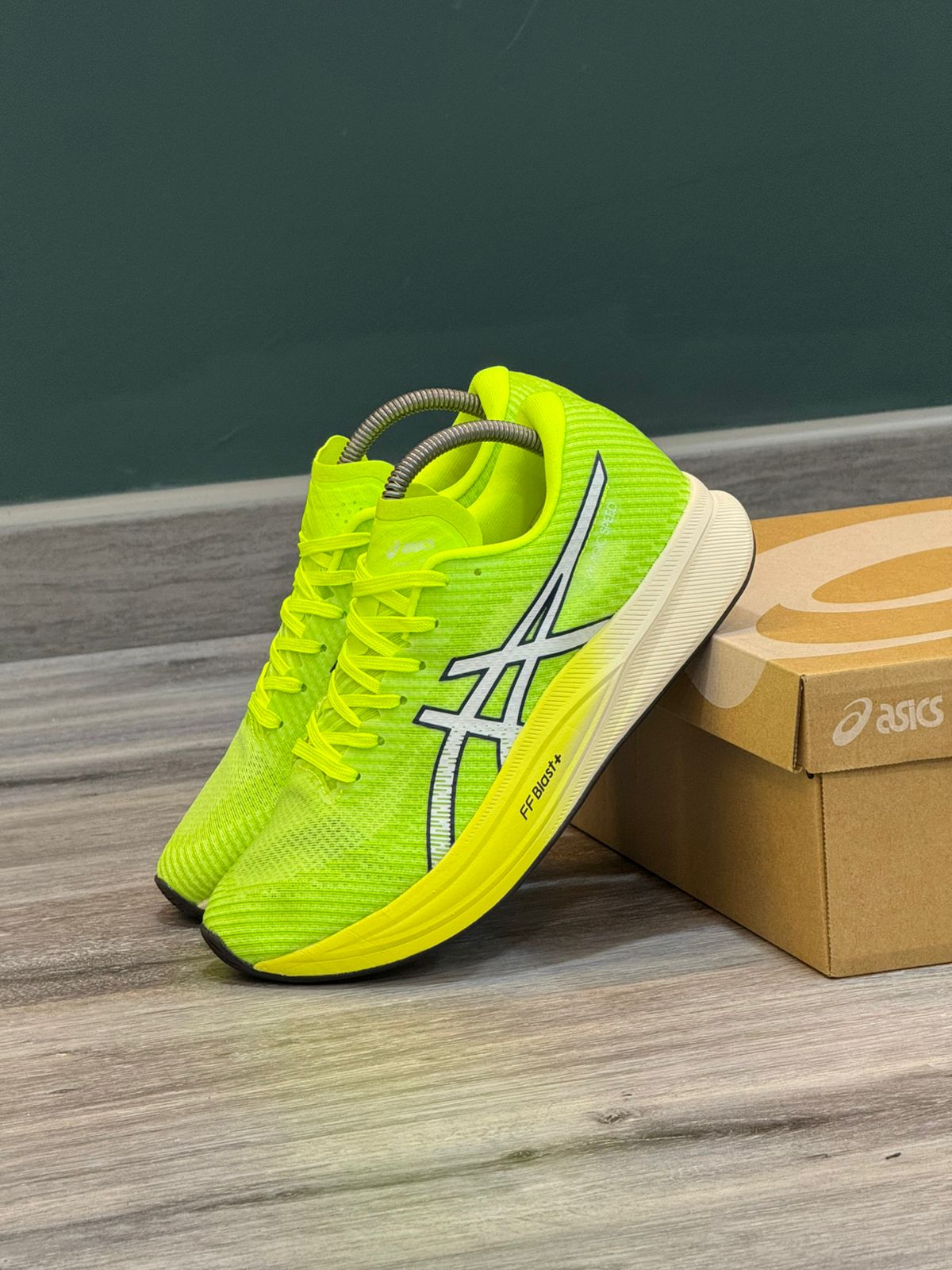 ASICS MAGIC SPEED 1 HOMBRE