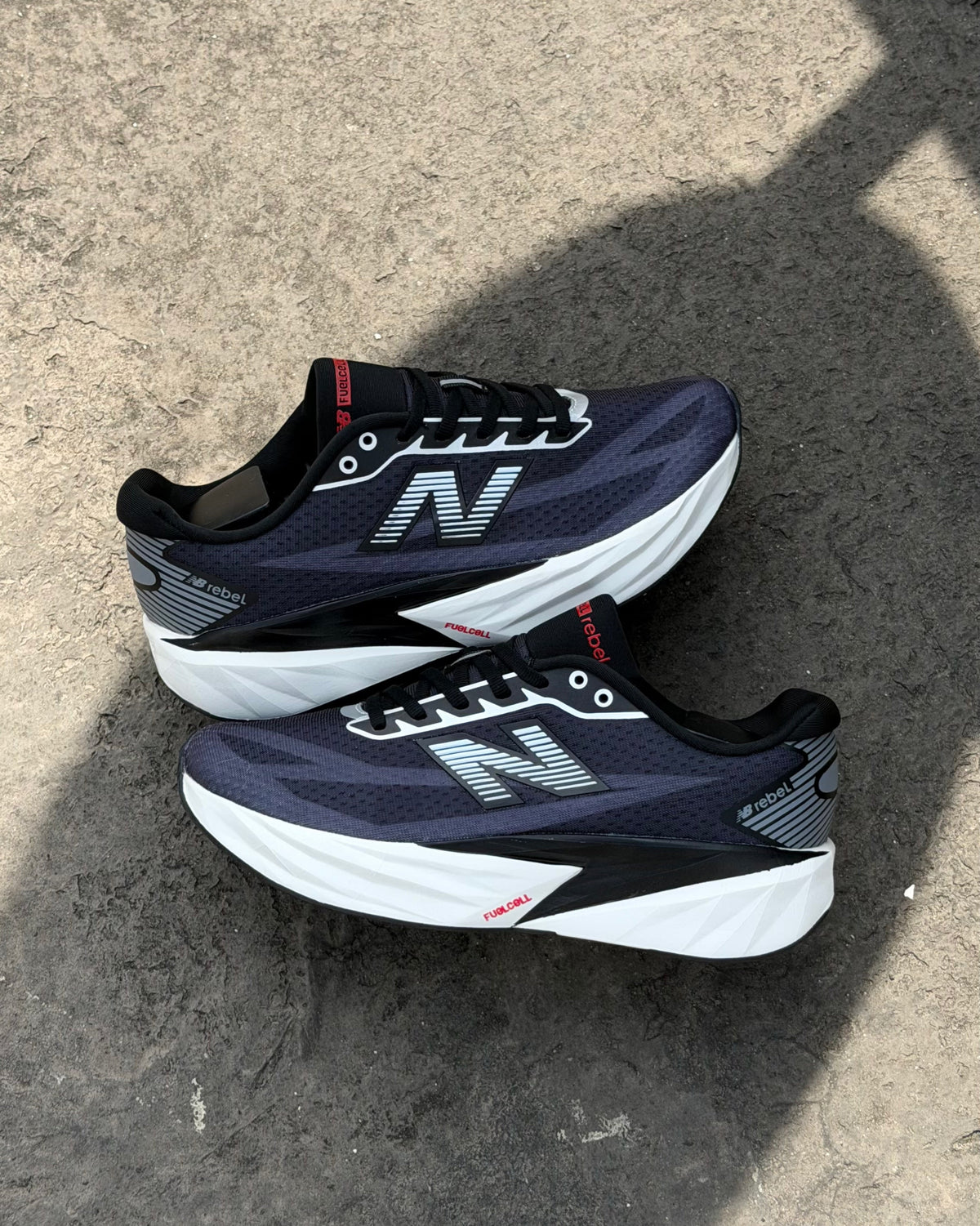 NEW BALANCE REBEL v5