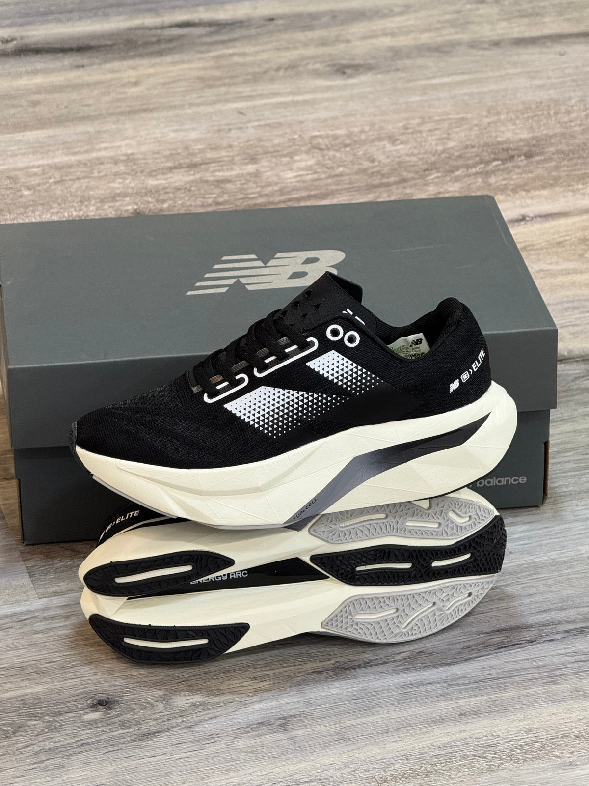 NEWBALANCE ELITE V4