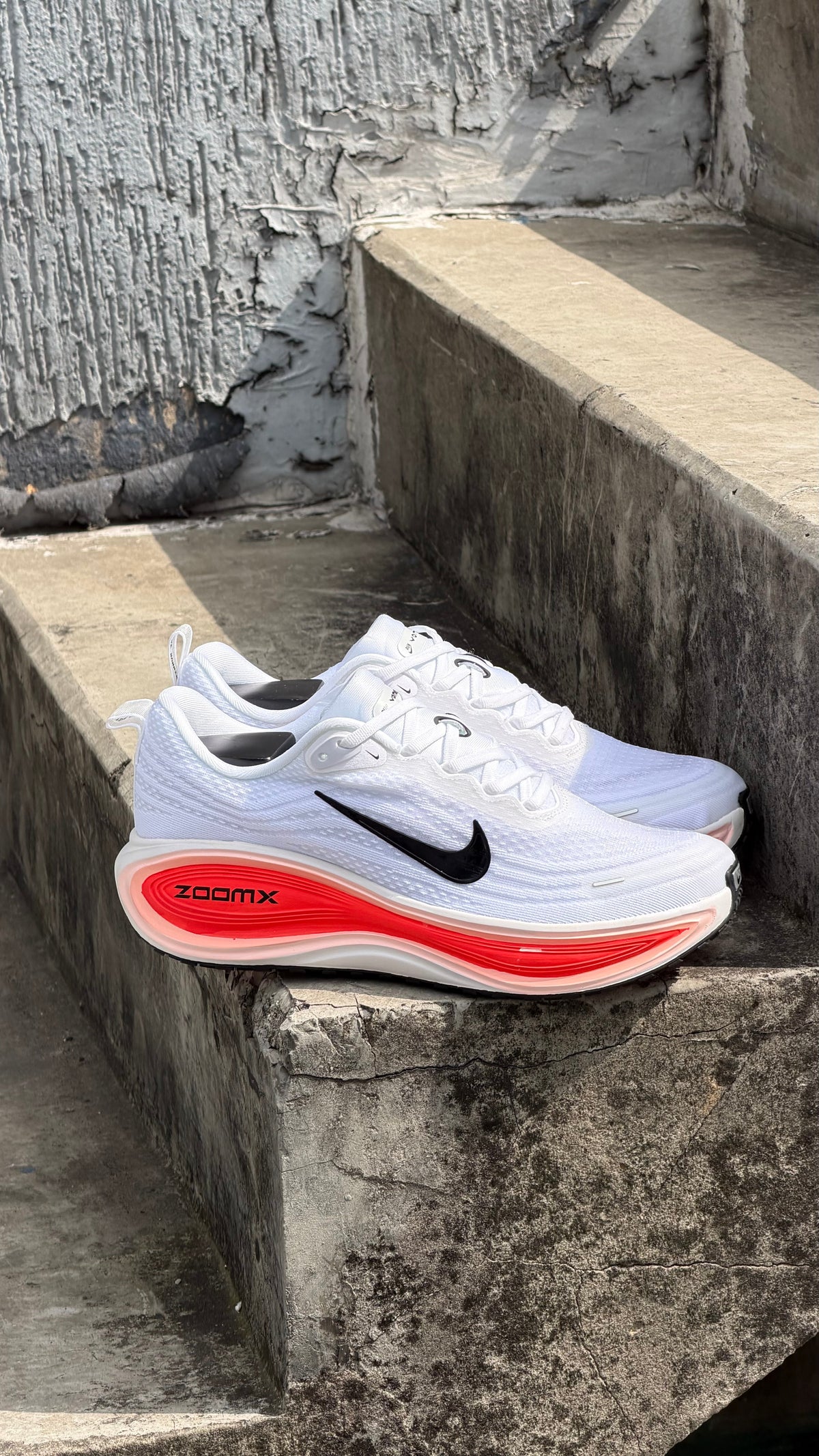 NIKE VOMERO PLUS