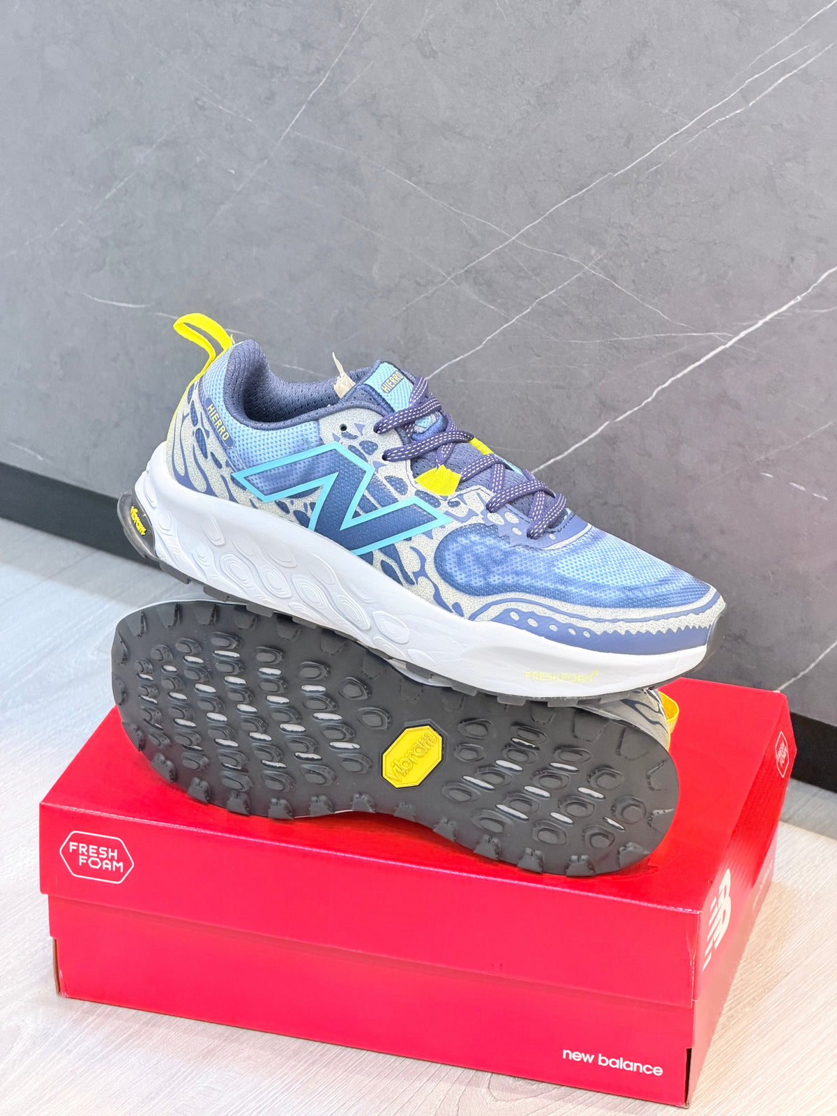 NEW BALANCE HIERRO