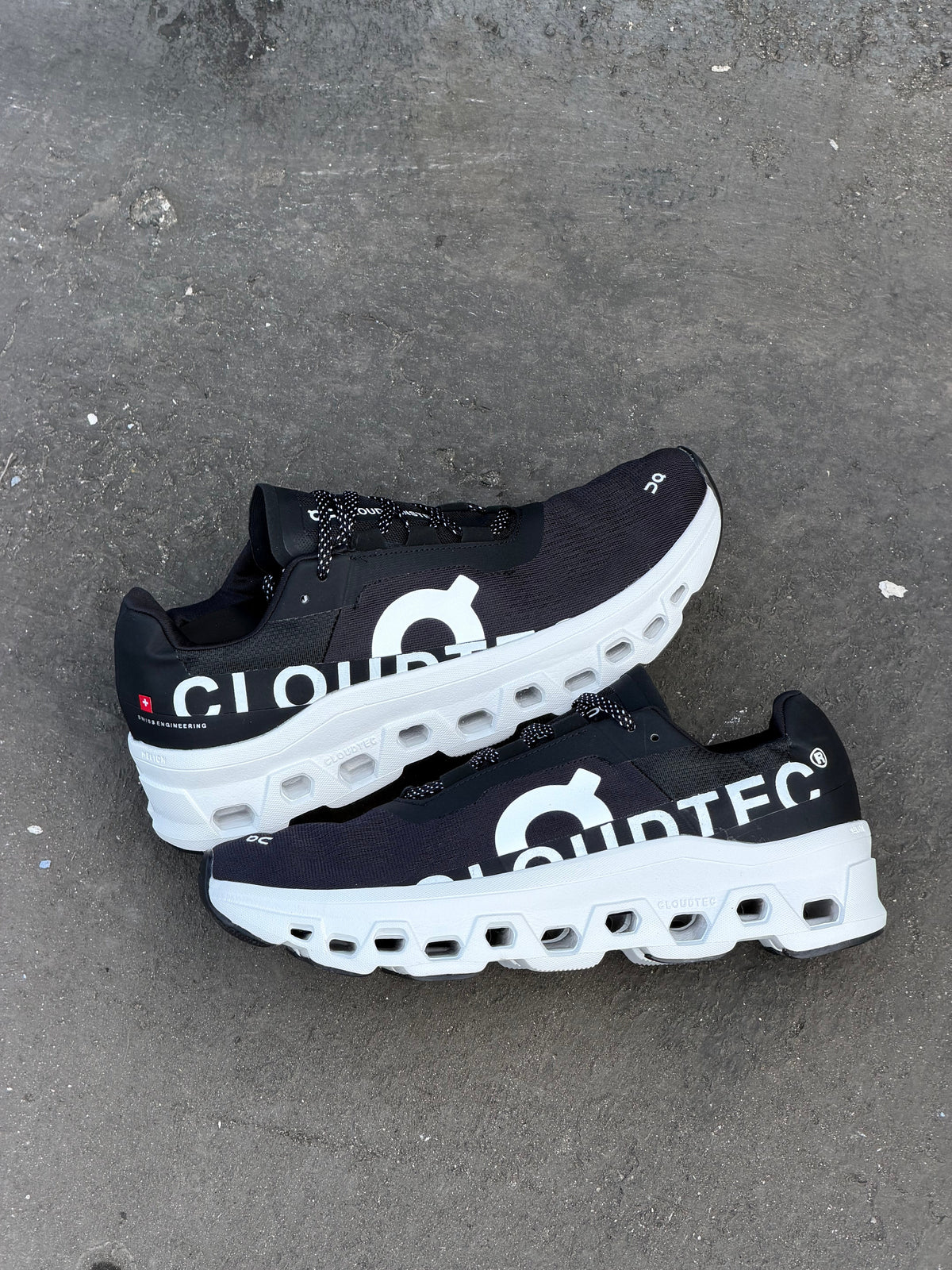 ON CLOUD MONSTER