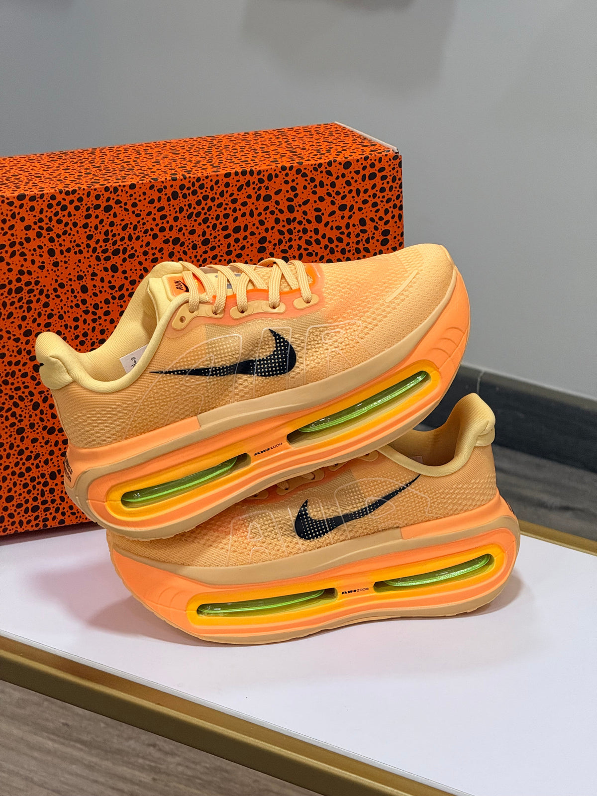 NIKE VOMERO PREMIUM