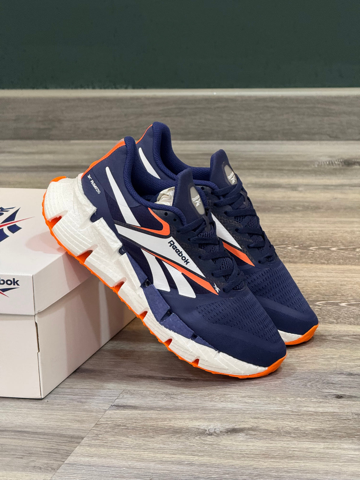 REEBOK FLOATZIG