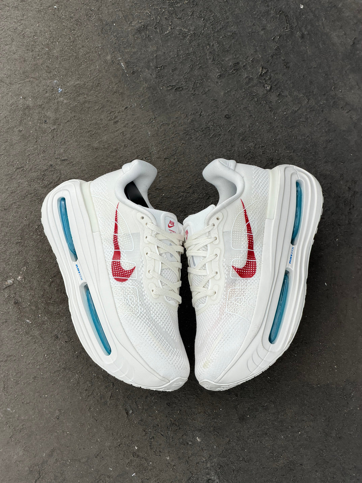 NIKE VOMERO PREMIUM