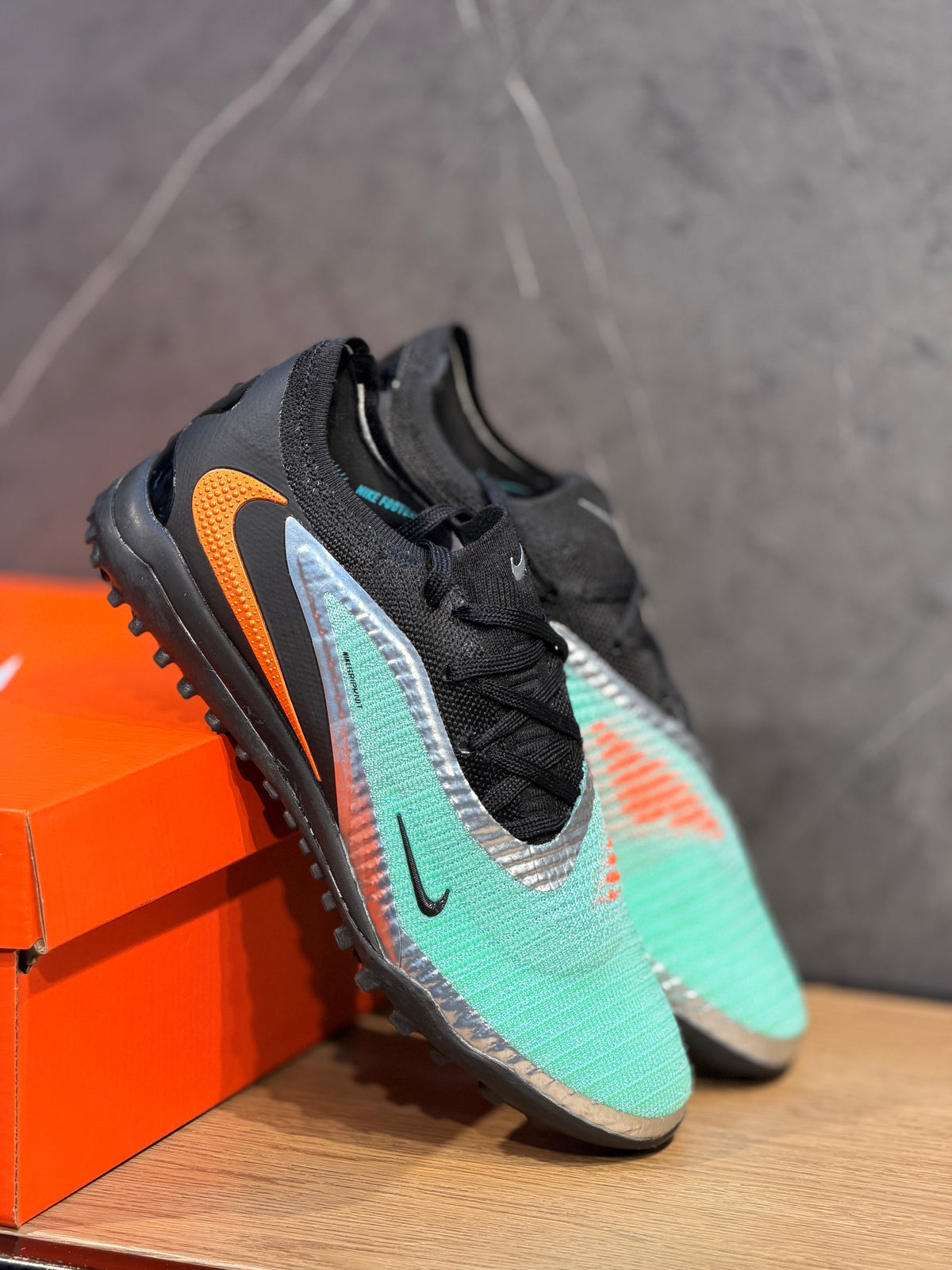 NIKE TORRETIN