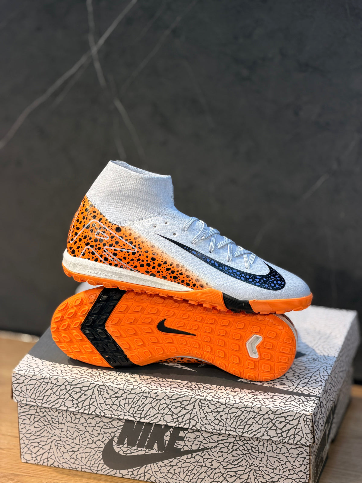 NIKE TORRETIN