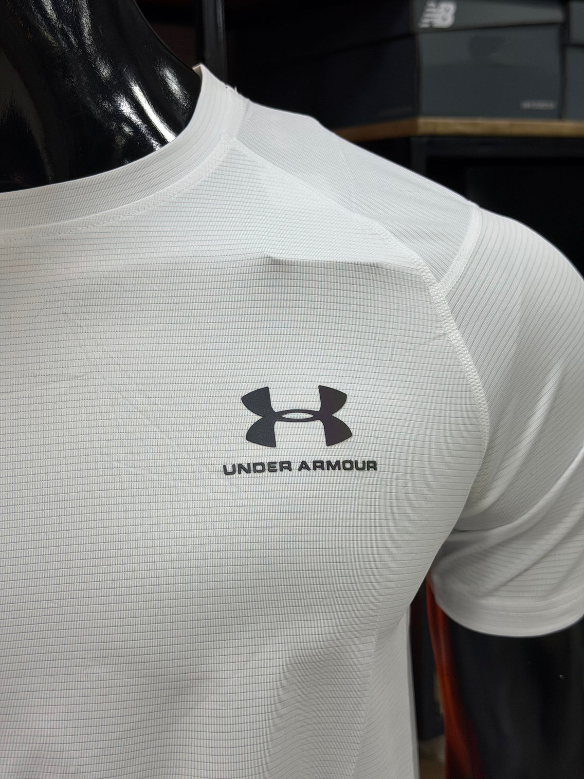 UNDER ARMOUR TELA DRIFIT
