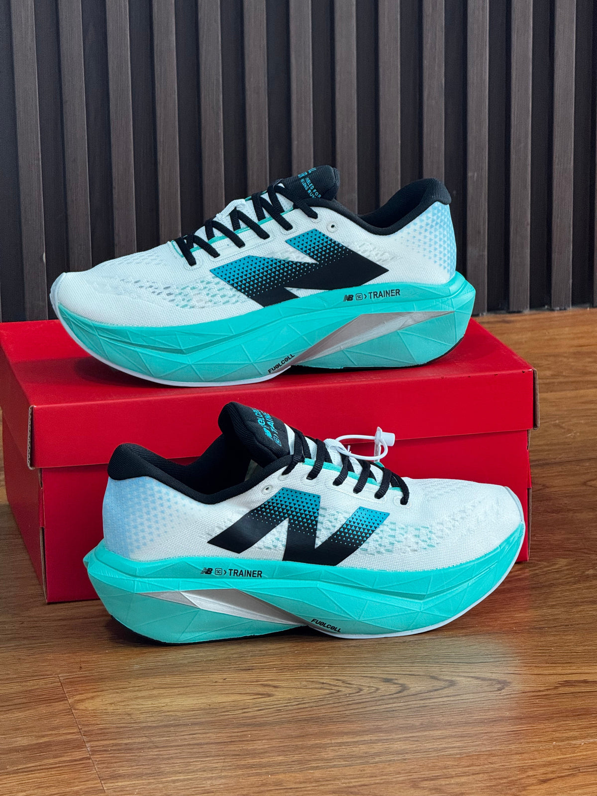 NEW BALANCE-TRAINER