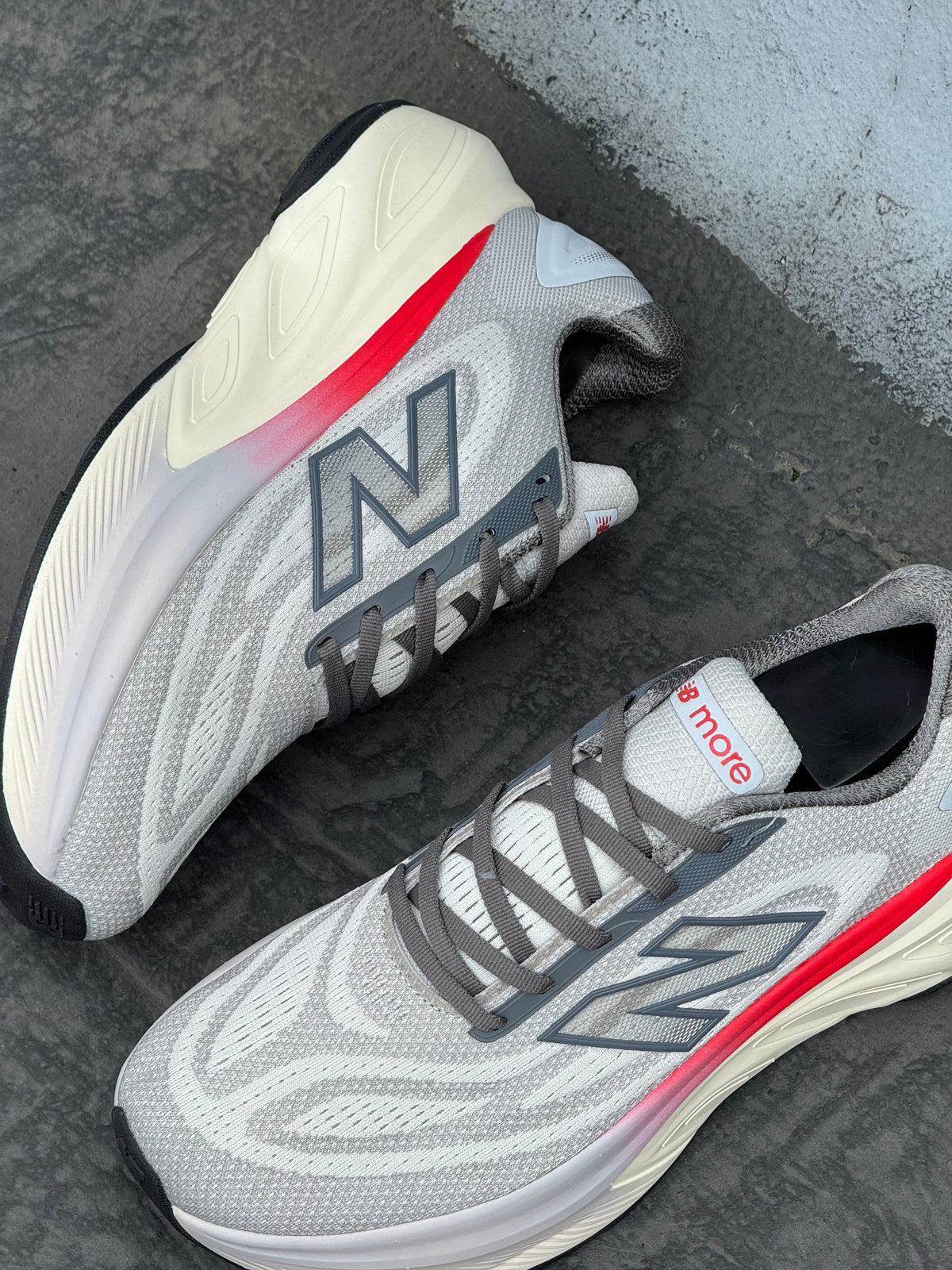 NEW BALANCE BALOS