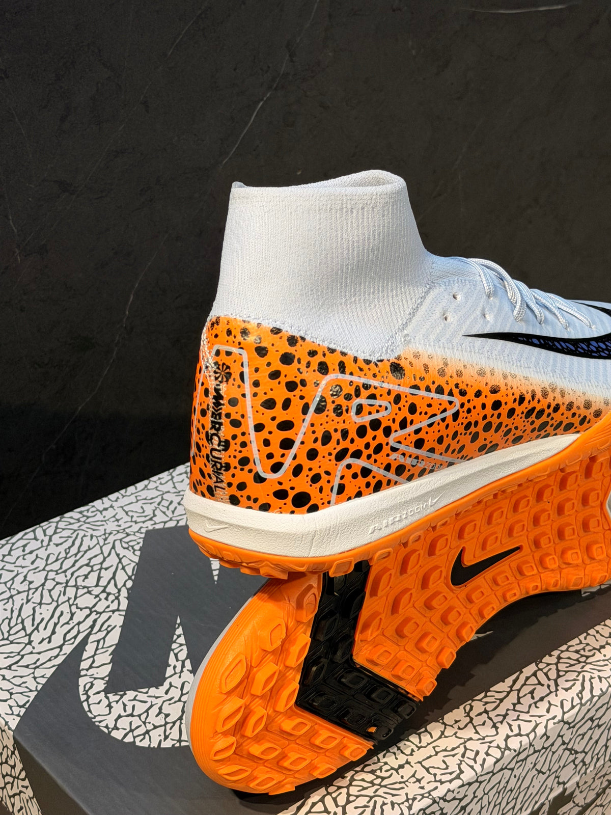 NIKE TORRETIN