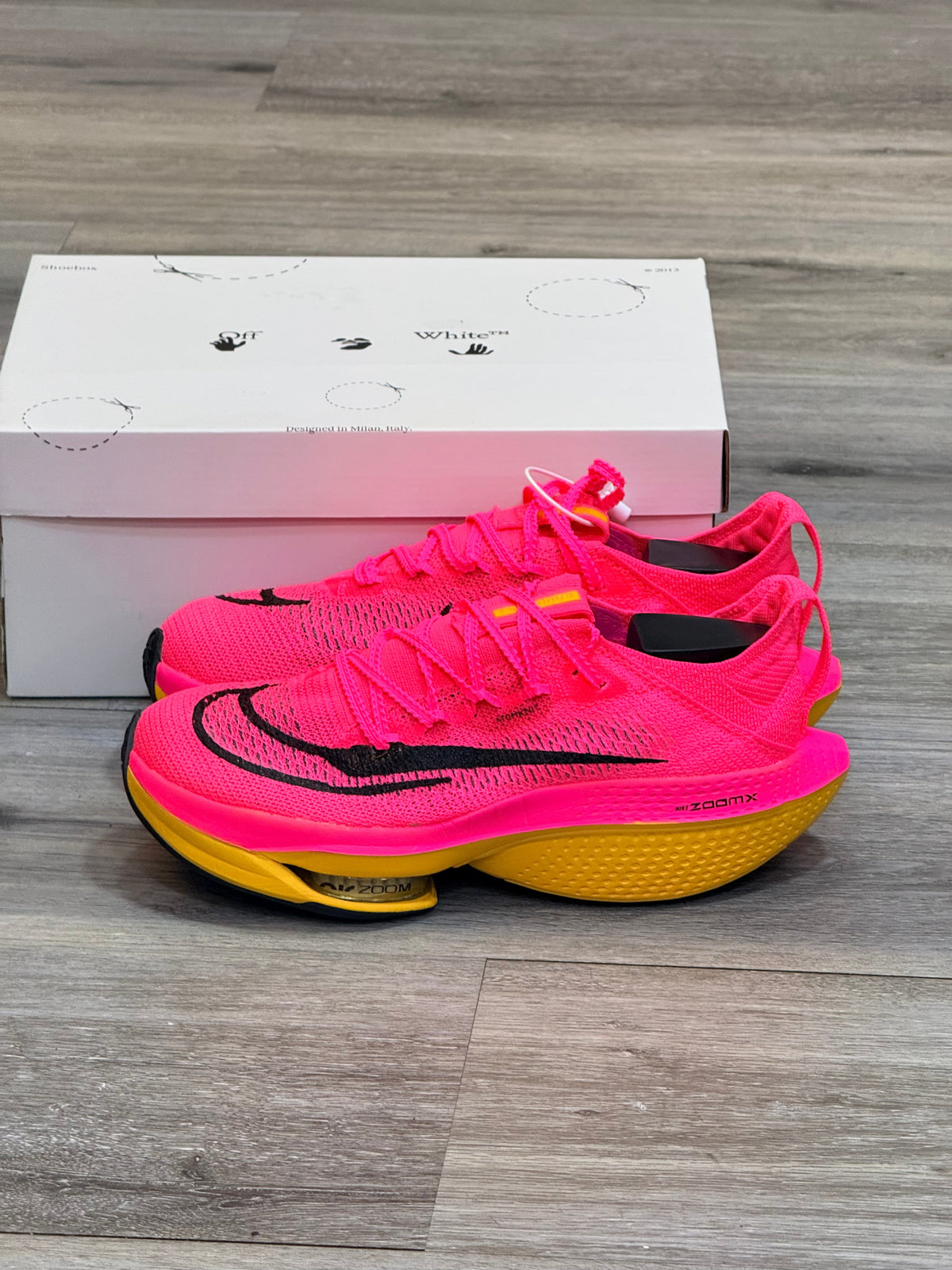 NIKE ALPHA FLY 2