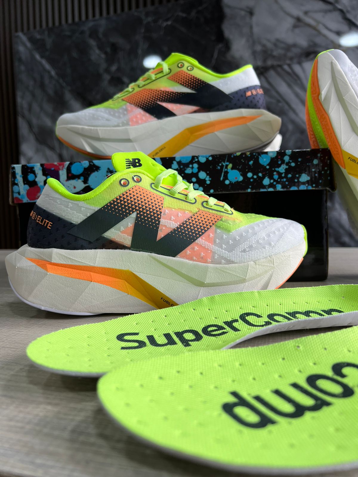 NEW BALANCE ELITE V4