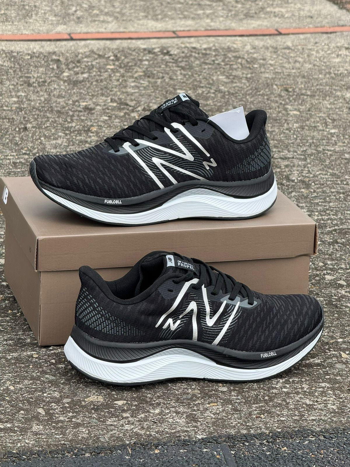 NEW BALANCE PROPEL HOMBRE