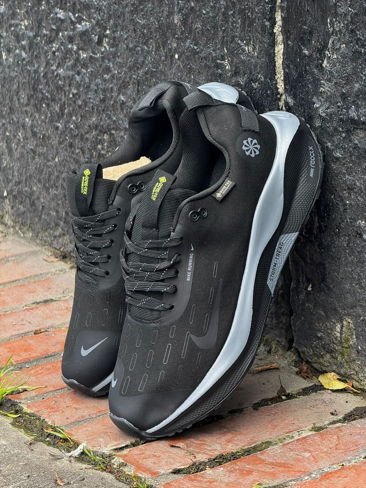 NIKE ZOOM INVINCIBLE 1 HOMBRE