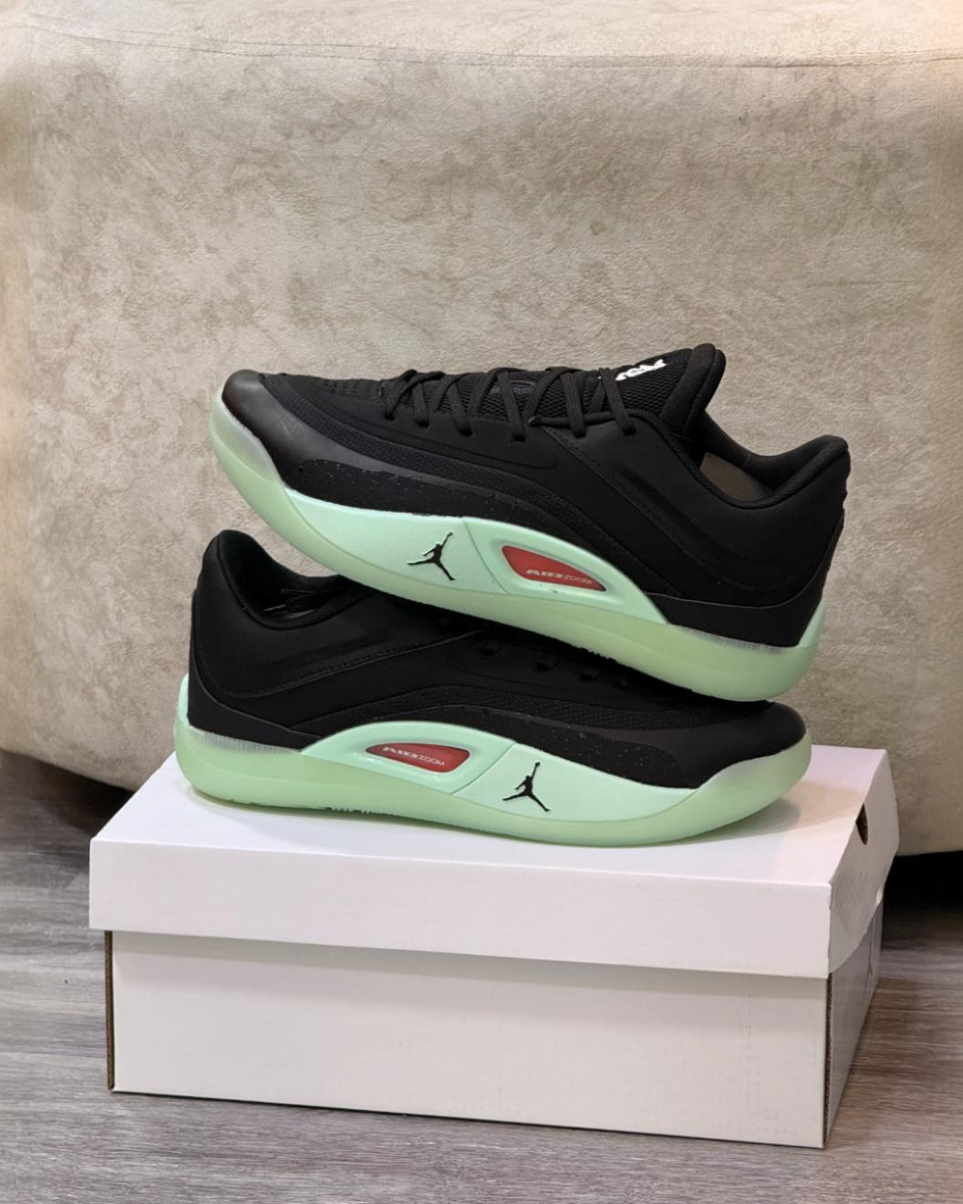 NIKE JORDAN ZION 4
